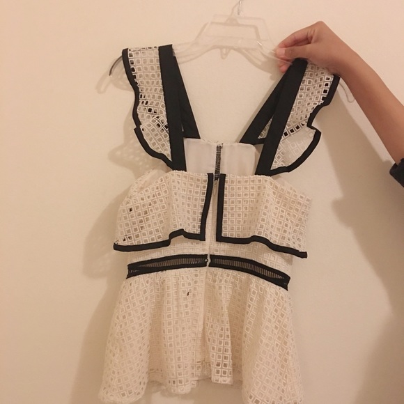 Self Portrait Contrast Ruffle Top - Picture 2 of 3